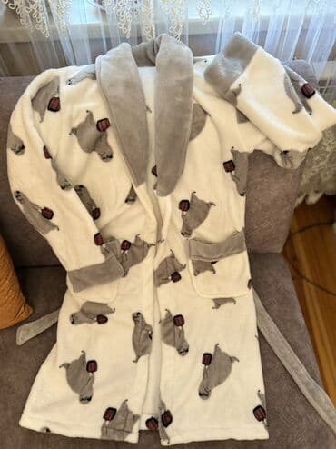 Üst geyimləri: Uşaq üçün yumşaq xalat - Material: qalın, tüklü mikrofiber/flanel — 1