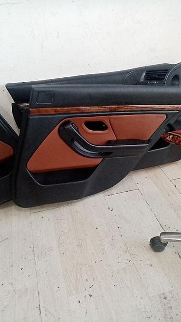 Panellər, şitlər: BMW E39 üçün qapı döşəmələri (4 ədəd komplekt) - Model uyğunluğu: BMW — 2