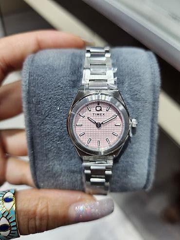 Timex Q kolleksiyasından zərif qadın qol saatı - Korpus və qolbaq
