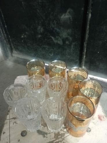 Stəkanlar, Şüşə