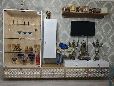 ucuz ofis masası: 2 hissədən ibarətdi servant hissəsinin eni 90 sm servant aşağı — 1