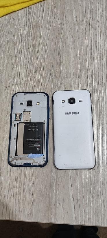 samsung e200: Samsung Galaxy J1, 8 GB, rəng - Qara, İki sim kartlı — 5