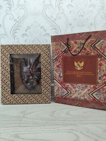 qarabağa aid şəkillər çəkmək: Şəkil taxta üzərində oymadı.İndanezyadan gəlmə — 2