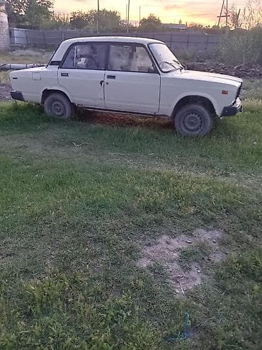 uaz satiram: Matoru döyüb teksmoturu suğotası qurtarıb ili 1981 maşında ağdaşda — 1