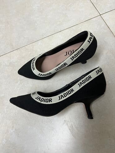 mimy ortopedik ayakkabı: Dior ayaqqabi 35 olcu.1 defe toya geyinilib — 2