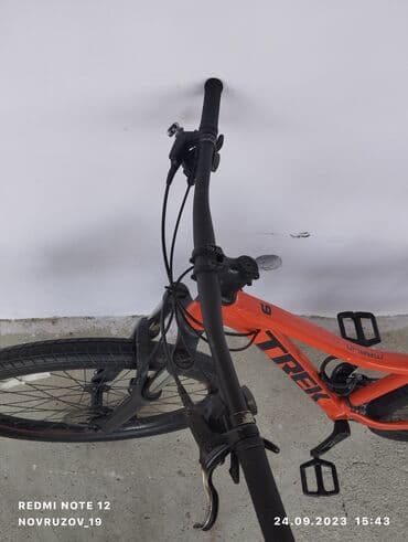 qruz nə deməkdir: İşlənmiş Trek velosipedi Trek, 28", sürətlərin sayı: 16, Pulsuz çatdırılma — 6