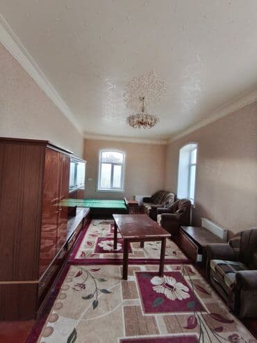 qutqaşınlı küçəsi: 3 otaqlı, 88 kv. m, Kredit var, Orta təmir — 4