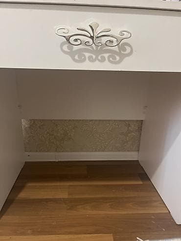 salon mebeleri: Düz masa, Siyirməli, Polkalı, Laminat — 3