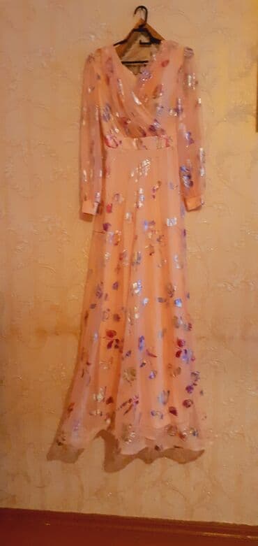 Sviterlər: Ziyafət geyimi. Bir dəfə geyinilib. təzədi. ünvan Suraxanı rayonu — 1