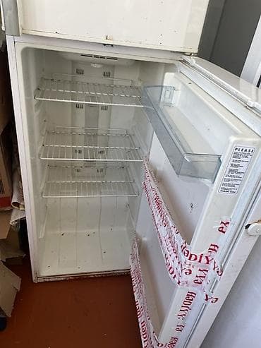 Кухонные плиты и варочные поверхности: Б/у 2 двери Beko Холодильник Продажа, цвет - Белый — 2