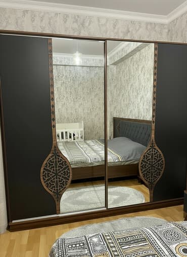 usag carpayisi: Təcili yataq dəsti 900 aznə satılır. İdeal vəziyyətdədir. Dolabı — 2