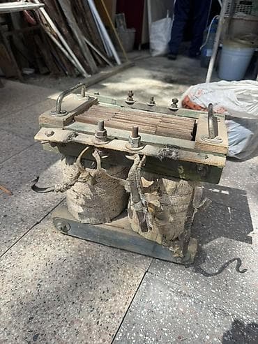 su ceken mator: Ağır tip elektrik transformatoru (köhnə sənaye model) - Növ: Güc — 2