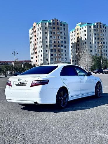 ford 8 1: VIS : 2.4 l | 2008 il Sedan — 8