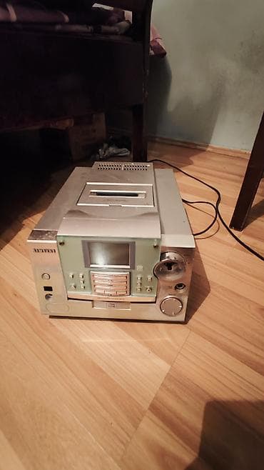 Panasonic SA-VM460 DVD Stereo Sistem Xüsusiyyətlər: - DVD/CD pleyer