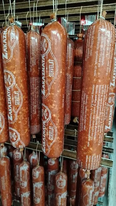 can eti: Topdan satış,hottoq ucun tam yararlı .Satışda kolbasa cesidleri de var — 5