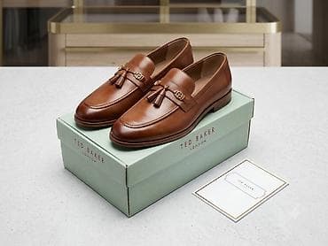 ted baker: 43 ölçü. 42 gedir. 450 alınıb — 1