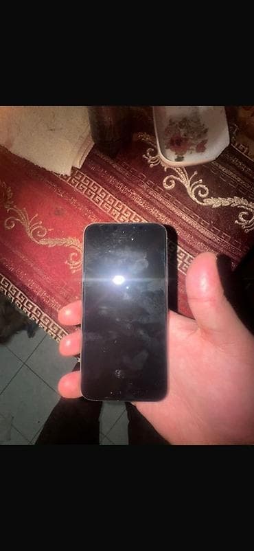 IPhone 11 Pro, Qızılı