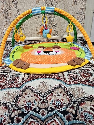 детские музыкальные коврики: Uşaq üçün oyun xalçası və asma oyuncaqlar dəsti - Rəngarəng, yumşaq — 1