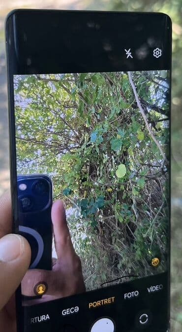 xiaomi civi 1: Honor Magic 5 Pro — 1