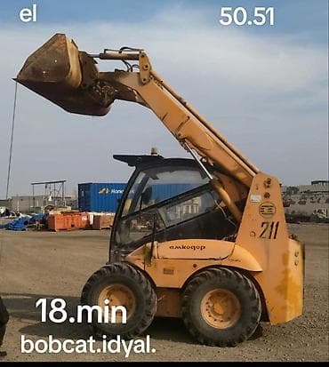 sud ceni: Kompakt yükləyici (skid steer) – ön çömçə ilə. Xüsusiyyətlər: - Ön — 1