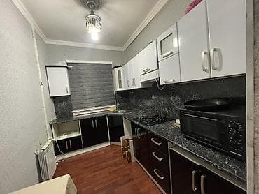 ikinci el taxt: Mətbəx mebeli dəsti Uzunluq : 4 metr Aspirator və moyka üstündə — 1