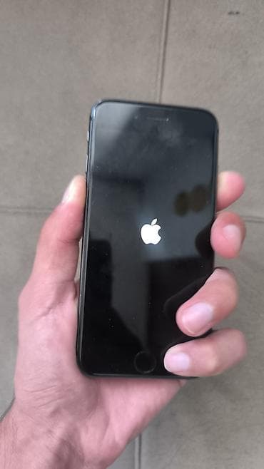IPhone 8, Jet Black, Barmaq izi