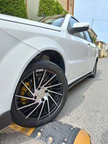 кредит авто: Idyal vezyetedi tecili satlir dolu masindi sendelr qaydasindadi — 2