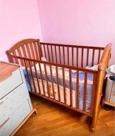 Oğlan və qız üçün, Dördbucaq, Beşik, Dəst ilə, Matras ilə, Yellənmə mexanizmsiz