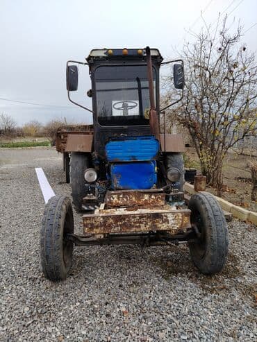 14 teker: Sənaye/fermer qoşqusu – iki oxlu, yüksək bortlu yük qoşqusu - — 10