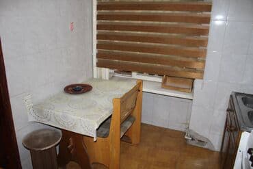 neftcilerde 1 otaqli evlerin qiymeti: Bakı, 2 otaqlı, Köhnə tikili, m. Gənclik, 64 kv. m — 7