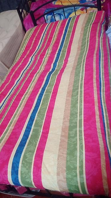 yastık: Yataq üçün Yeni Yataq örtüyü — 1