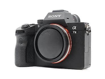 osmo mobile 6: Sony Alpha a7 III (ILCE-7M3) tam kadr güzgüsüz fotoaparat - 24.2 MP — 1