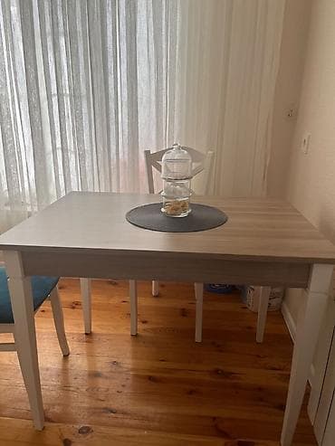 bar stullar: Mətbəx otağı üçün yemək masası - Masa: düzbucaqlı forma, ağ ayaqlar — 3