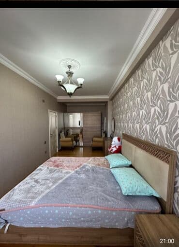 продаю 1 комнатную квартиру: 8-ой километр, 3 комнаты, Новостройка, м. Халглар Достлугу, 105 м² — 5