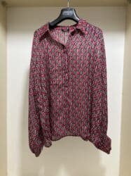 Toy paltarları və aksesuarları: 1.Karl Lagerfeld.Yeni! L Olchu 120azn 2.Ralph Lauren.Yeni kimi! Xl — 5