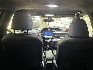 led isiqlar: Toyota Aqua: 1.5 l | 2015 il Hetçbek — 7
