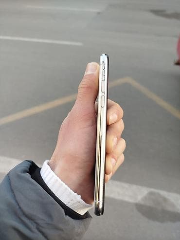 ayfon satilir: IPhone X, Gümüşü, Face ID — 3
