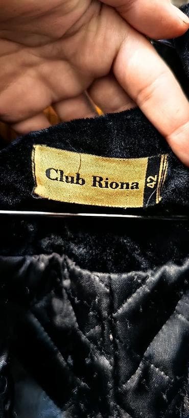 lil solid 2 plus: Qadın qış palto/şuba – Club Riona - Rəng: qara - Material: qıvrım — 5