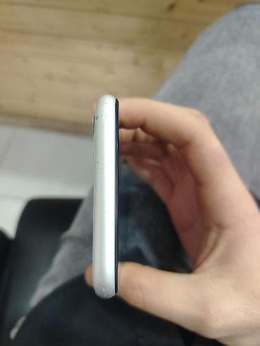 en ucuz asus notebook: IPhone 11, Ağ, Face ID — 8