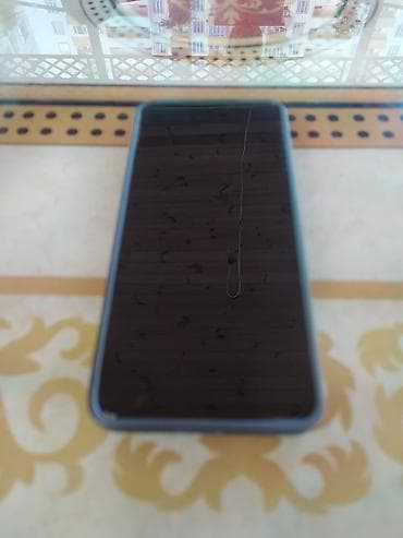 iphone 13 pro max satilir: Samsung Galaxy S21, rəng - Ağ, İki sim kartlı — 2