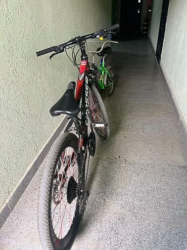 Crosser dağ velosipedi - Çərçivə: yüngül alyuminiy, idman dizaynı