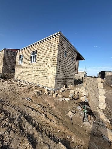 3 sot torpaq satilir: Ev satılır. 3 sot. 44000 — 1