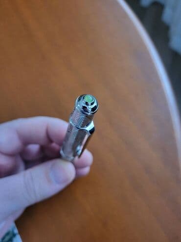 Qoruyucu plyonka və şüşələr: Cartier. Original. Yeni
Əlaqə 050 603 72 66 — 2