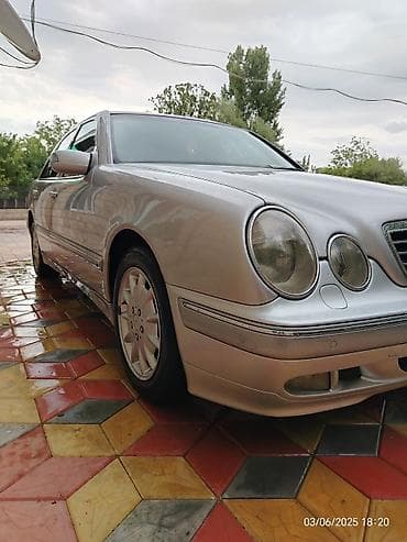 111 mator: Mercedes-Benz E 240: 2.6 l | 2000 il Sedan — 9