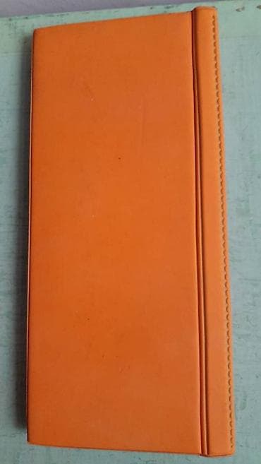 Lövhələr: Türkiyə istehsalı vizitka qabı satılır. 10 vərəqli. 20 səhifəli. 80 — 5