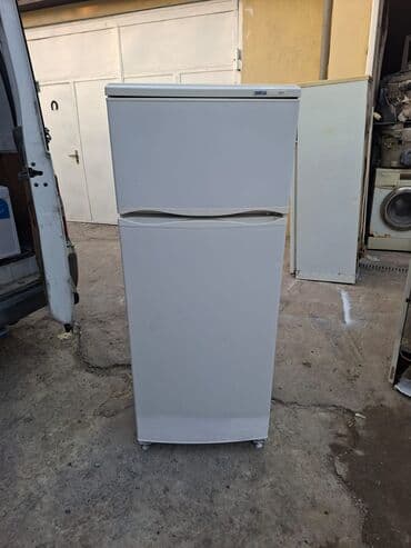 atlant: 2 qapılı Atlant Soyuducu Satılır, rəng - Ağ, Təkərli — 1