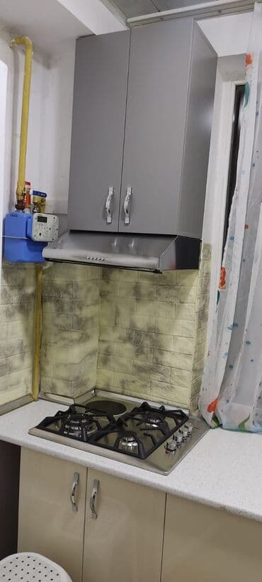 Сниму квартиру: Kirayə üçün 2otaqlı mənzil. Təsvir: - Daxili plan: zal, ayrıca yataq — 9