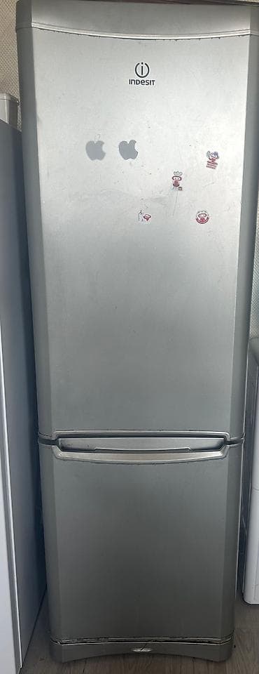 soyducular: İşlənmiş 1 qapılı Indesit Soyuducu Satılır, rəng - Gümüşü — 1