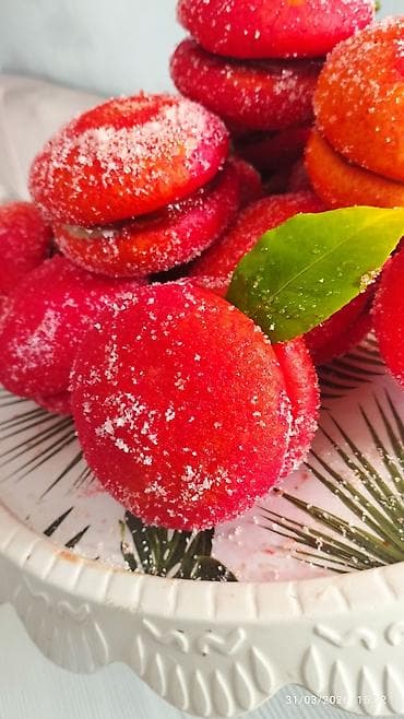 Кондитерские изделия, сладости: Mərcan rəngli “Şaftalı” peçenyeləri – içlikli, şəkərli, ətirli kərə — 1