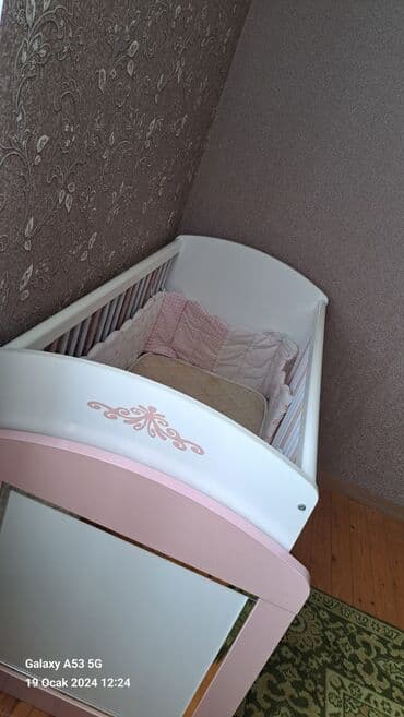 ikinci əl matras: Qız üçün, İşlənmiş, Beşik, Matras ilə — 4